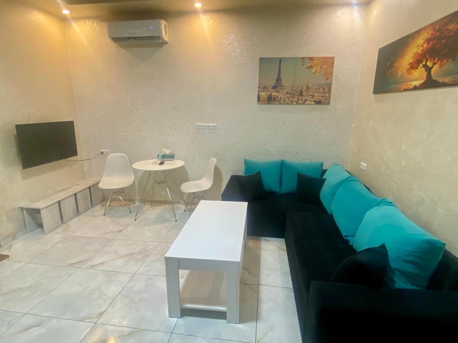 Luxury Apartment With Jacuzzi On Republic Square Yerevan Exterior foto