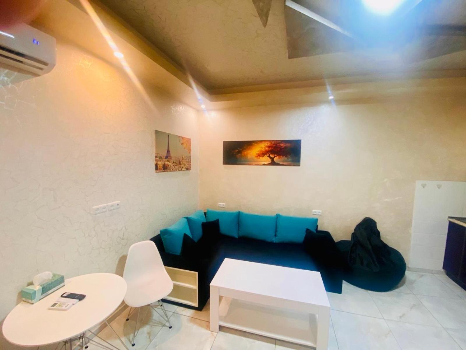 Luxury Apartment With Jacuzzi On Republic Square Yerevan Exterior foto